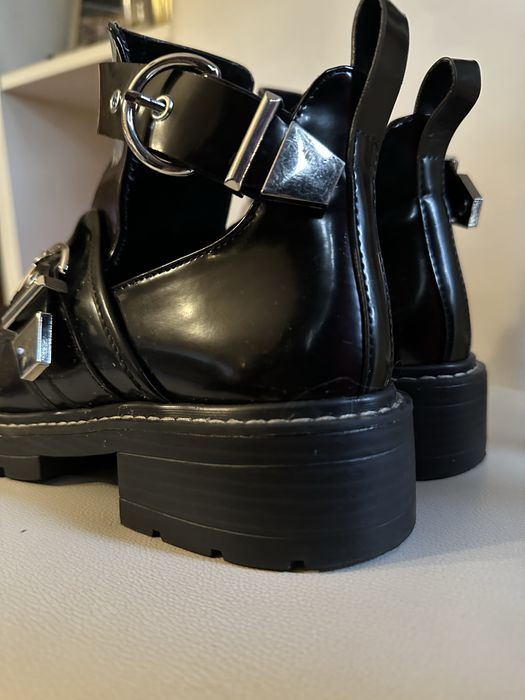 Botas