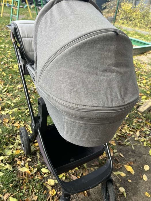 Візочок 2в1 Carrello Epica