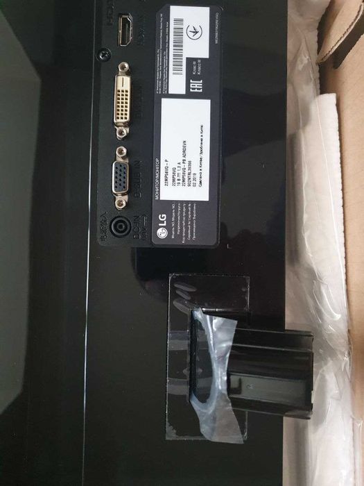 Монітор LG 22MP58VQ-P (21.5'' FHD IPS, VGA/HDMI/DVI)