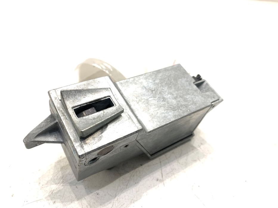 BLOKADA KIEROWNICY FORD KUGA II AV6N-3F880-JA