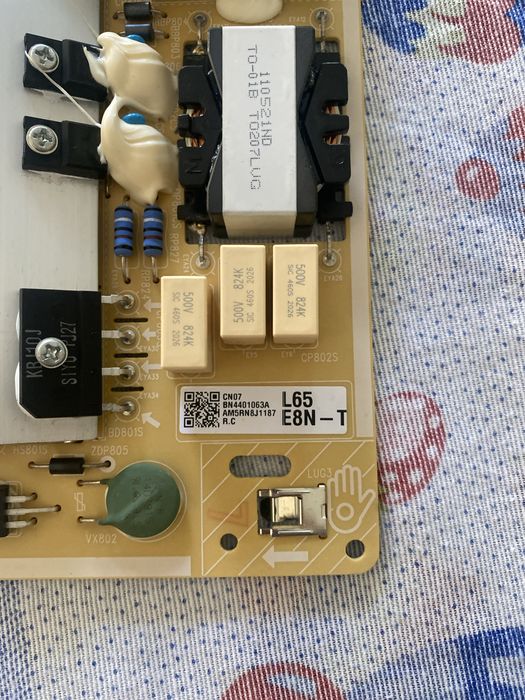 Qled samsung QE65Q70TAT pecas