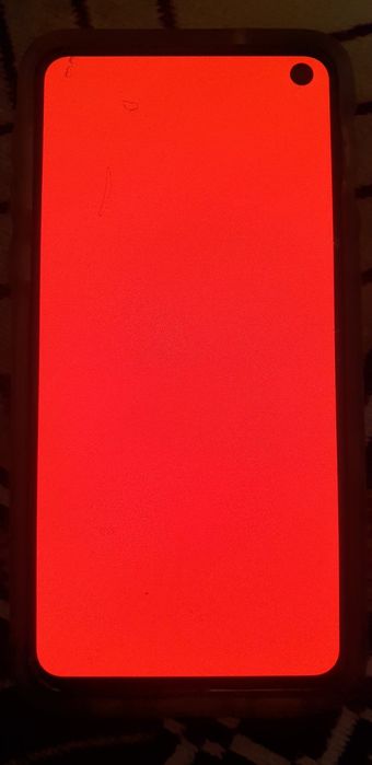 Смартфон Samsung S10e
