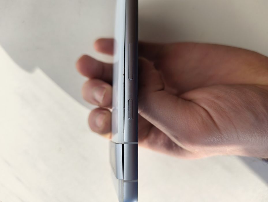 Відправлений!! Pixel 7a (вздутий акумулятор!)