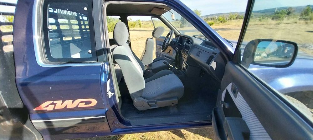 Carrinha 4x4 “king cab”