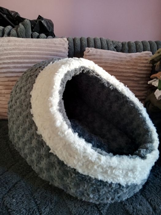 Pluszowe legowisko dla kota i psa