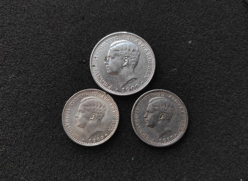Conjunto de 3 Moedas 2x 100 Réis 1910 e 200 Réis 1909