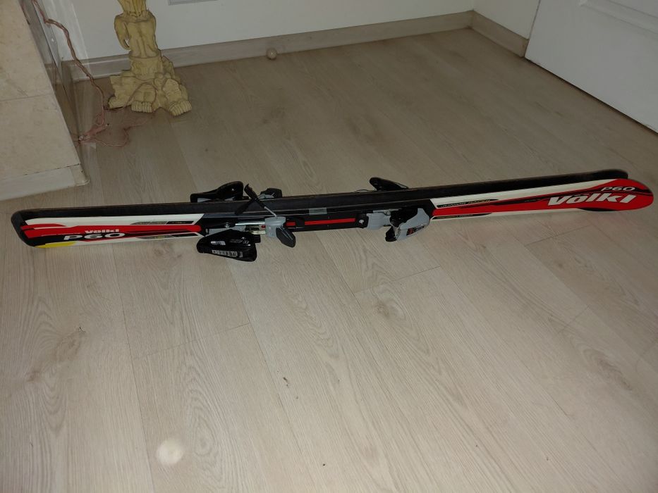 Volkl P60 Junior racer w Marker M450 z Holandii