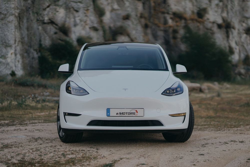 Tesla Model Y Long Range Dual Motor AWD
