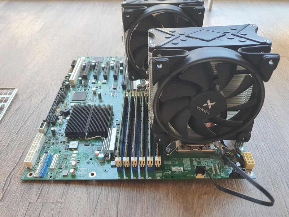 Серверна материнська плата + 2× Intel Xeon X5675 + 64 GB RAM