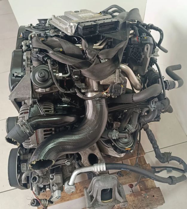 motor audi A4 2.0TDI 143cv CAG caixa velcidades automatica - LLM ano