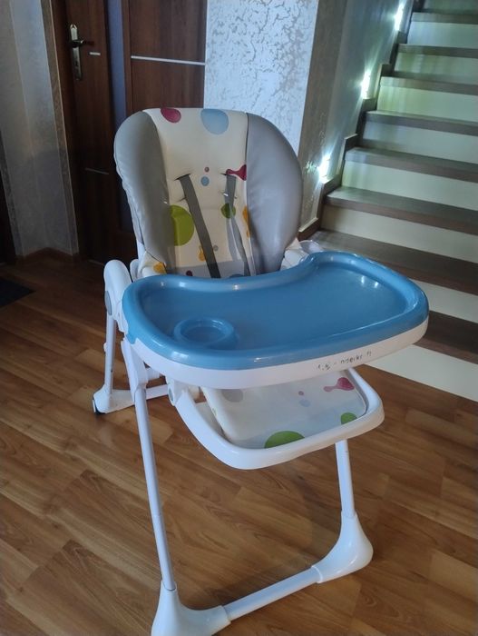 Krzesełko do karmienia dziecka