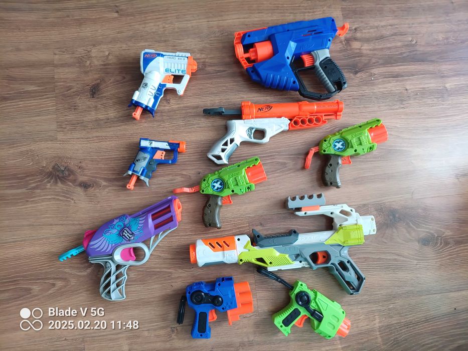 Zabawkowe pistolety NERF