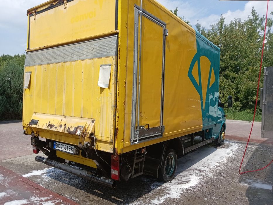 Вантажні перевезення