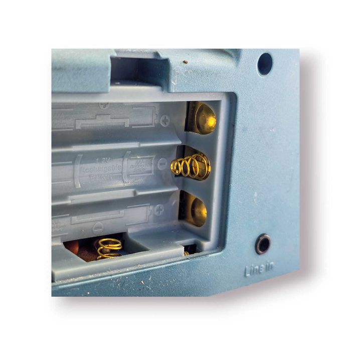 Base Som Portátil GRUNDIG DS 500 G.DP 92para iPod/MP3– Colunas Estéreo