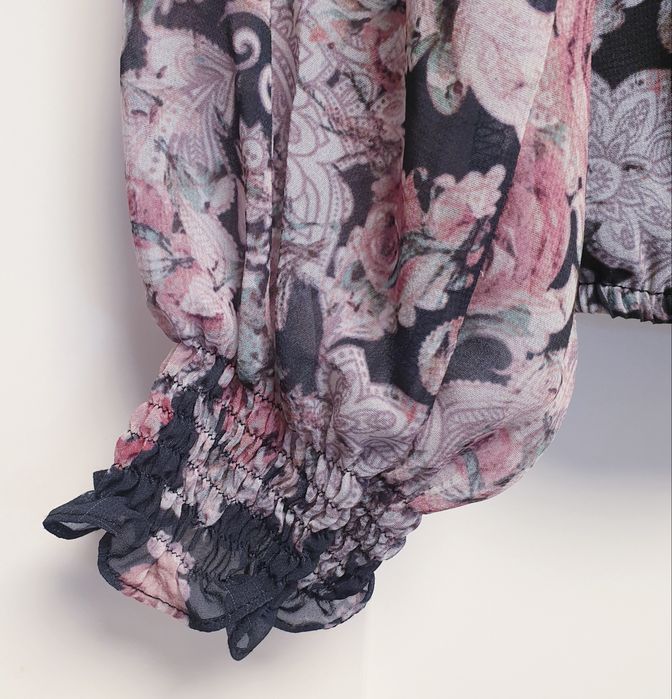 Bluzka damska  z rękawem