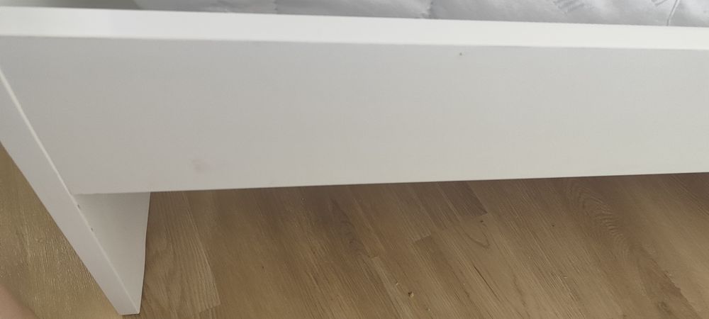 Cama solteiro branca do IKEA como Nova