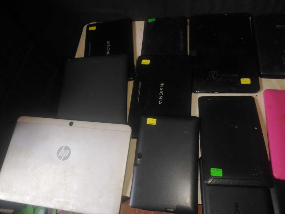 Лот планшетов планшетів 14 шт на запчастини або відновлення