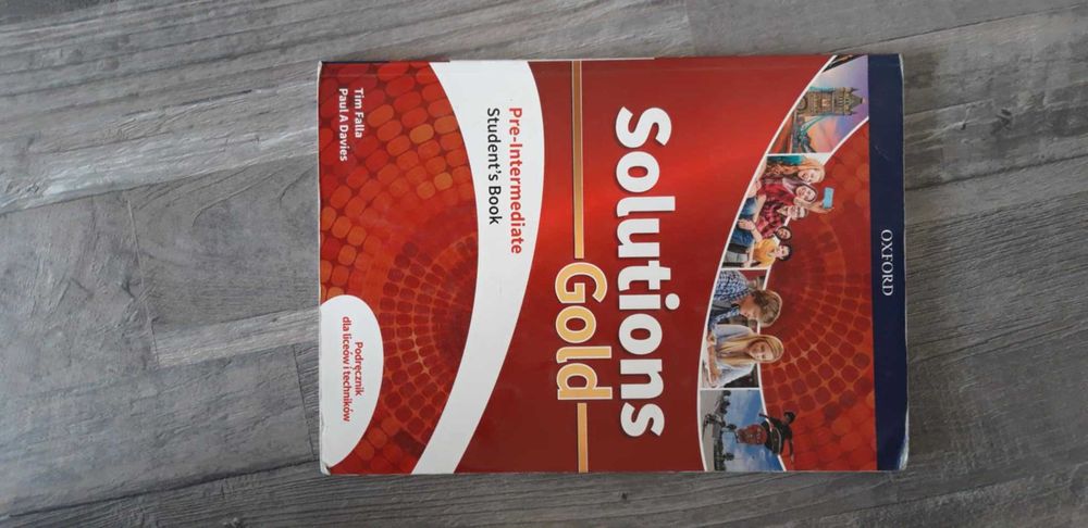 Podręcznik "solutions gold pre-intermediate"