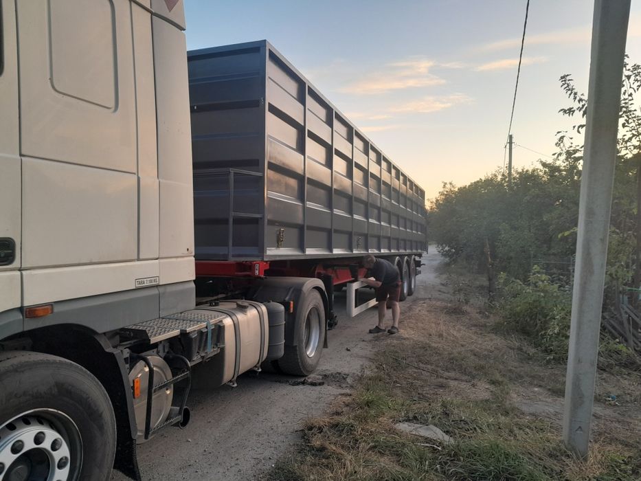 Зерновоз контейнеровоз