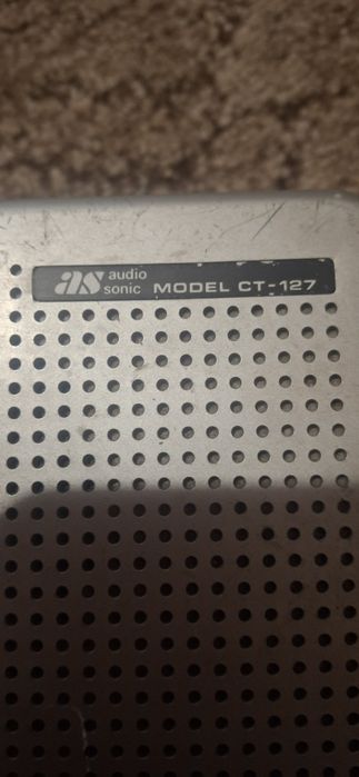 Пррацюючий касетний  програвач