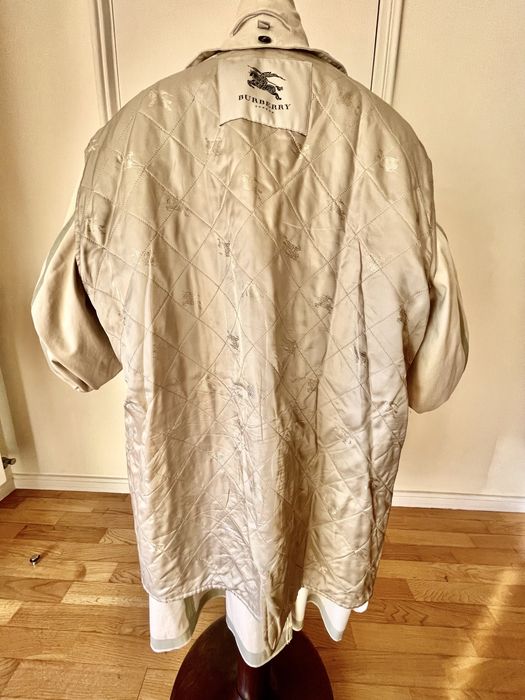 Gabardine Burberry homem tamanho 56-58 XL/XXL