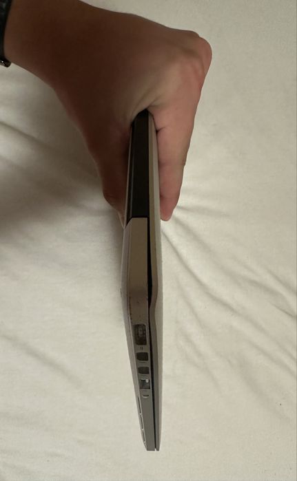 MacBook pro 13 2015 16 512