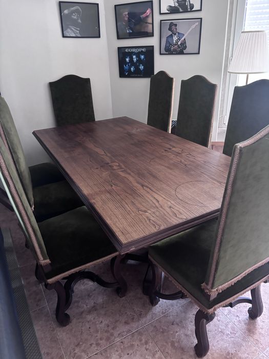 Mesa estilo classico + 8 cadeiras