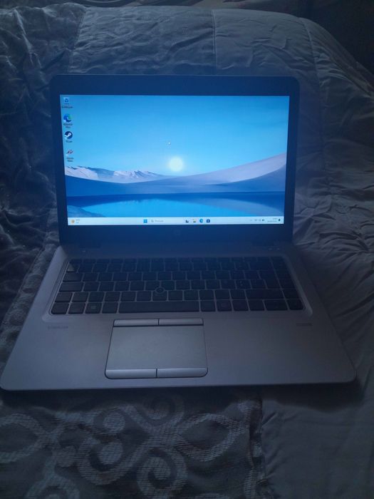 Portátil HP 745 G3