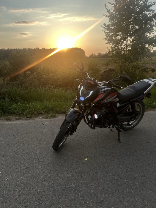 Продам musstang mt 200