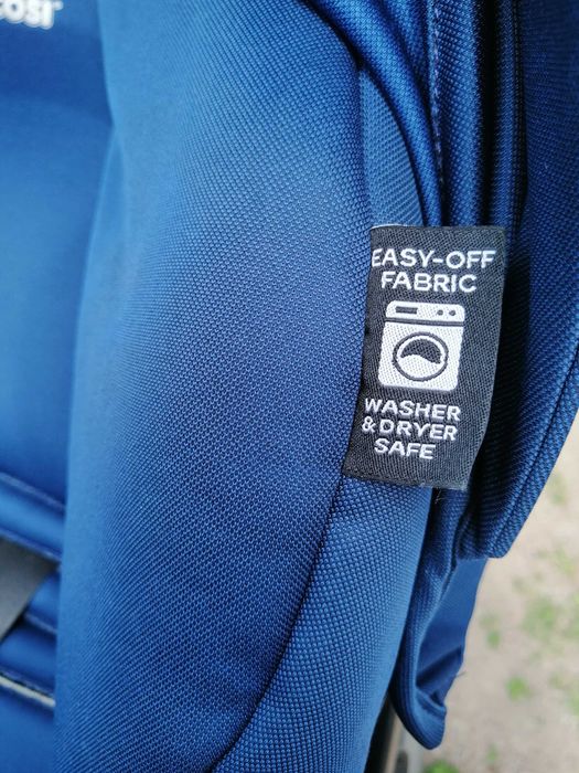 Автокрісло MAXI COSI 0+ з базою на колесах