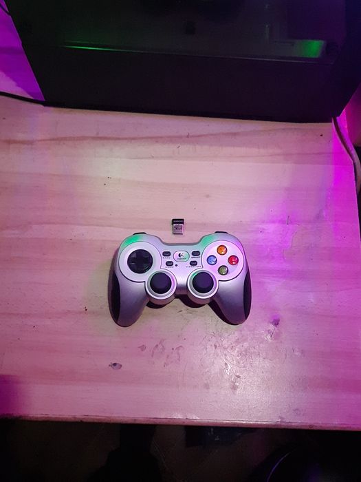 Бездротовий Геймпад Logitech f710 для комп'ютера