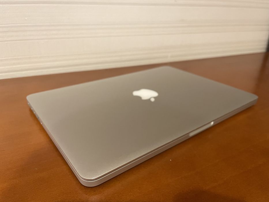 MacBook Pro 13 2015 - 512GB SSD 8GB RAM idealny