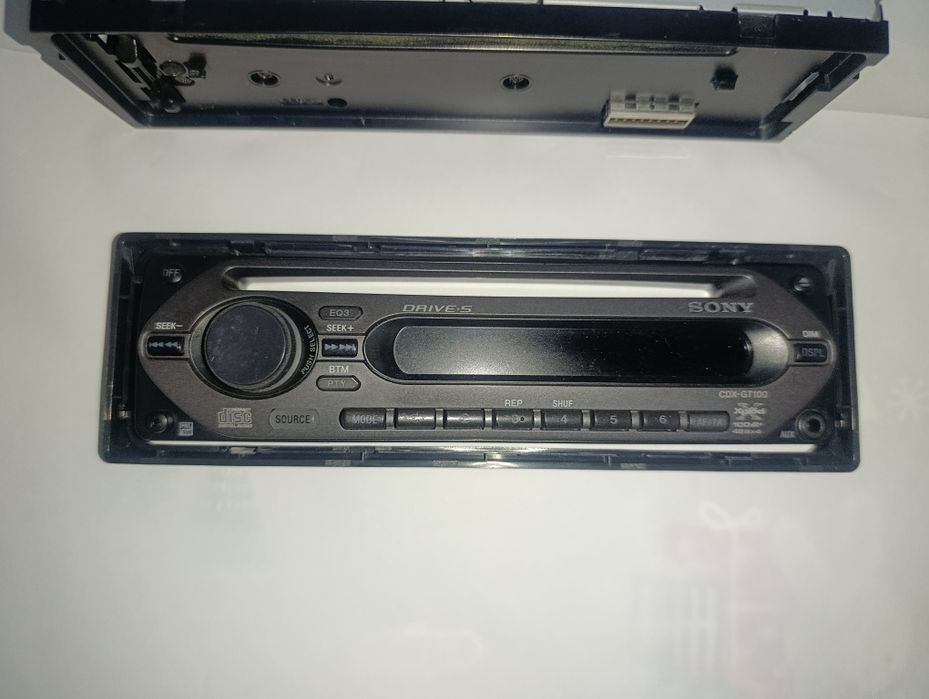 Auto Rádio Sony + GPS TomTom