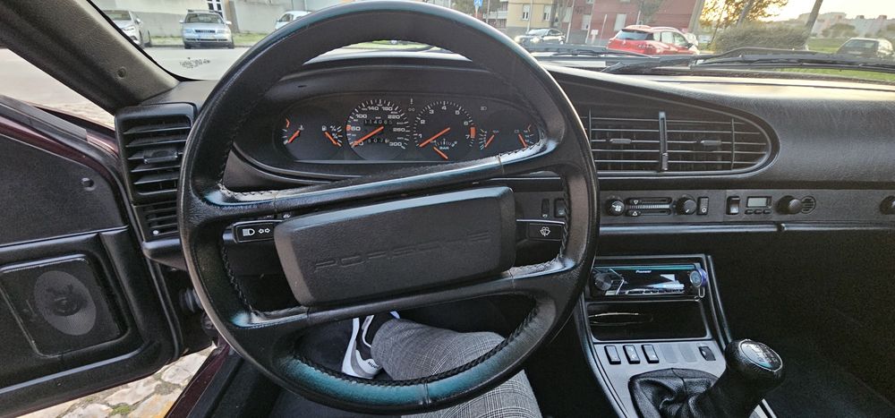 Porsche 944 turbo 250cv