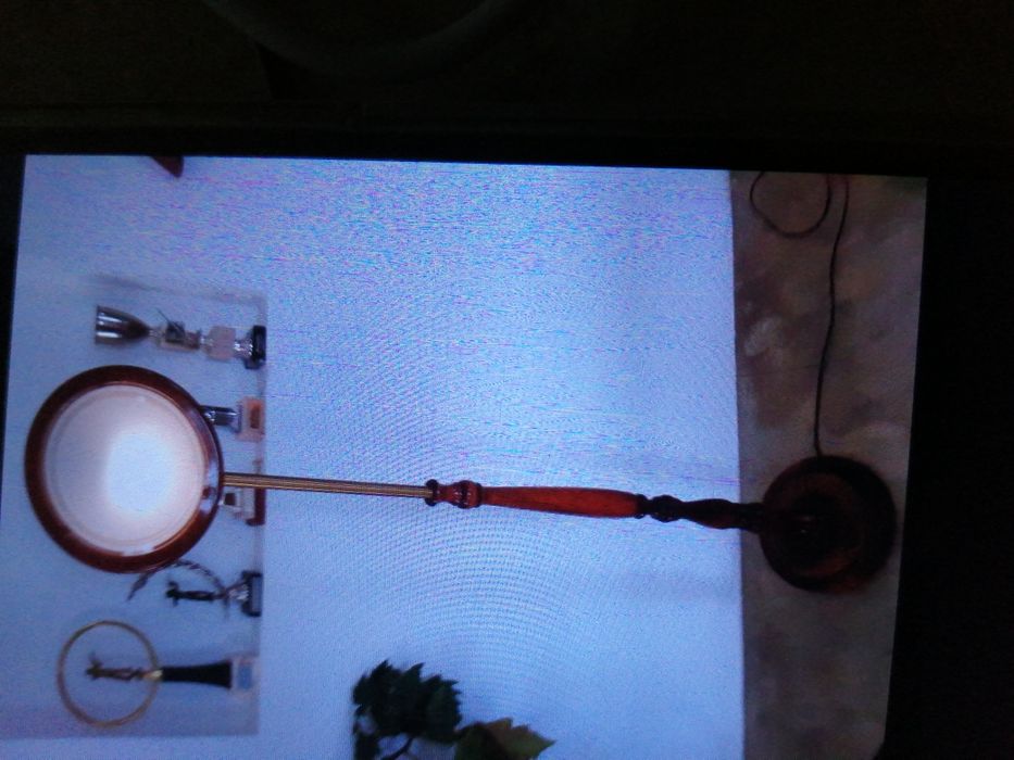 Vendo 8 cadeeiros
