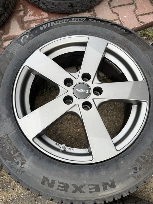 Komplet kół zimowych 5x114,3 Mazda Honda Toyota 225/65/17 Nexen