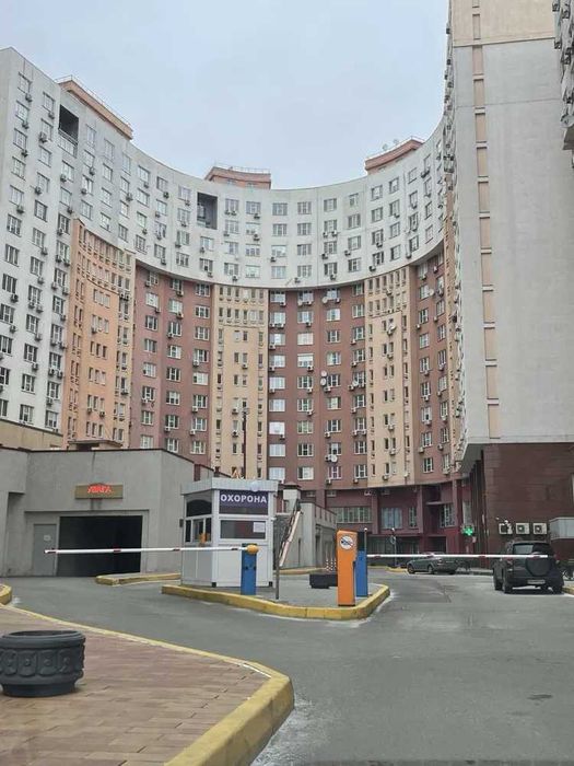 Паркомісце в оренду Ернста 16, ЖК Перлина Кадетського Гаю