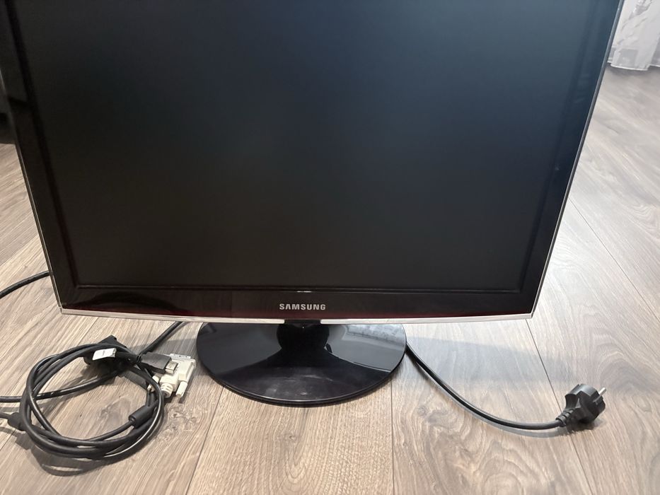 Monitor samsung syncmaster 24 cale