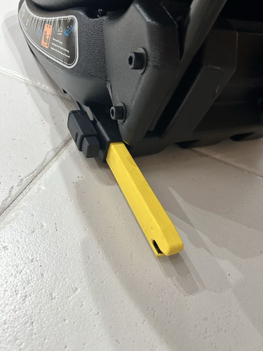 Fotelik samochodowy FableKids Isofix- defekt powystawowy