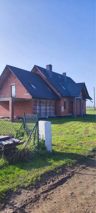 Dom Uszyce stan surowy zamknięty na dużej działce