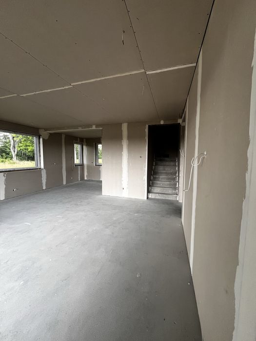 Sprzedam dom w trakcie budowy.