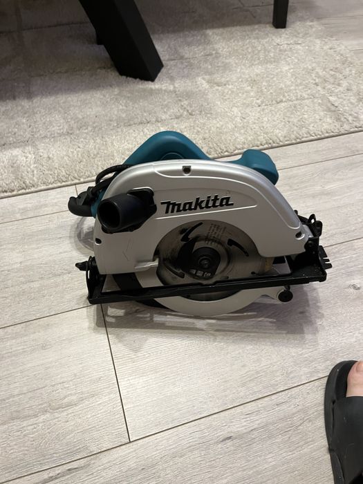 Piła tarczowa Makita 230V 1200W