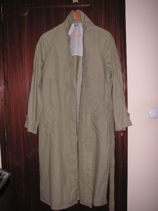 Capa / Gabardine  Impermeável Rukka (Caminhada)