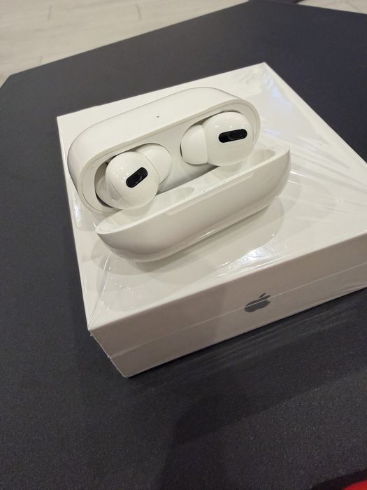 навушники Airpods pro з кейсом