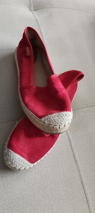 Czerwone  damskie espadryle