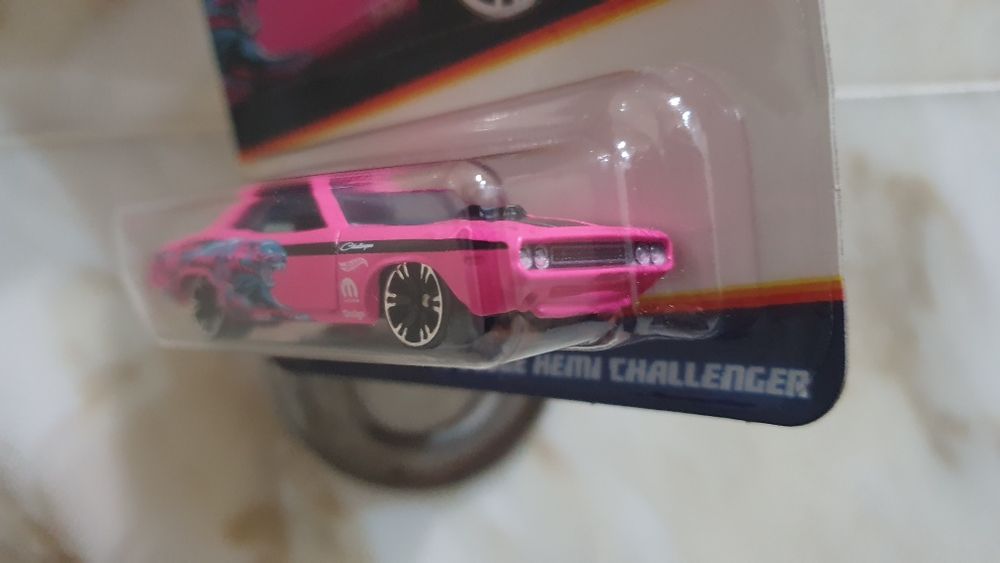 !! Hot wheels Neon Speeders !!