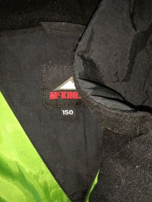 Безкоштовно віддам демісезоні куртки для хлопців