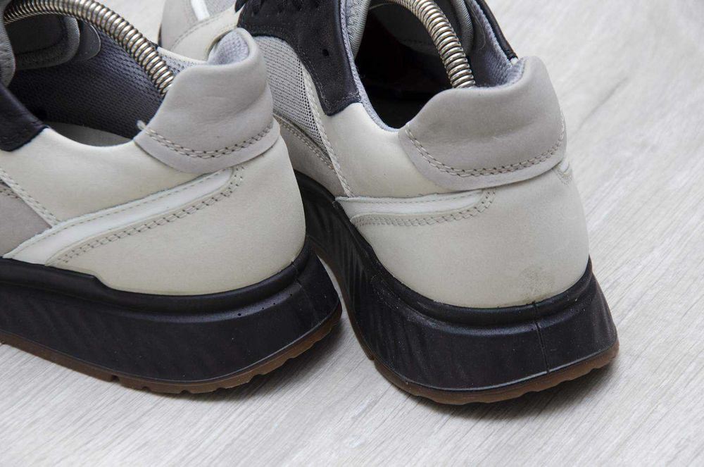 Кросівки Ecco ST1. Устілка 24,5 см