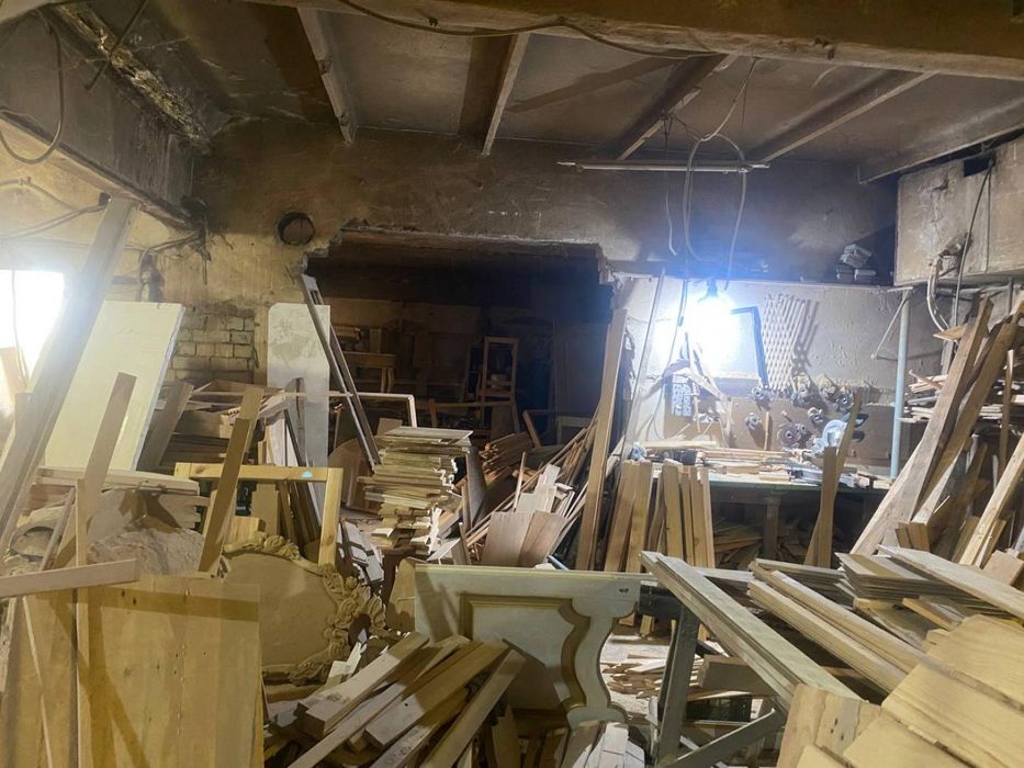 Продам Помещение 330 м.кв Клочко, Караван Левобережный Березинка