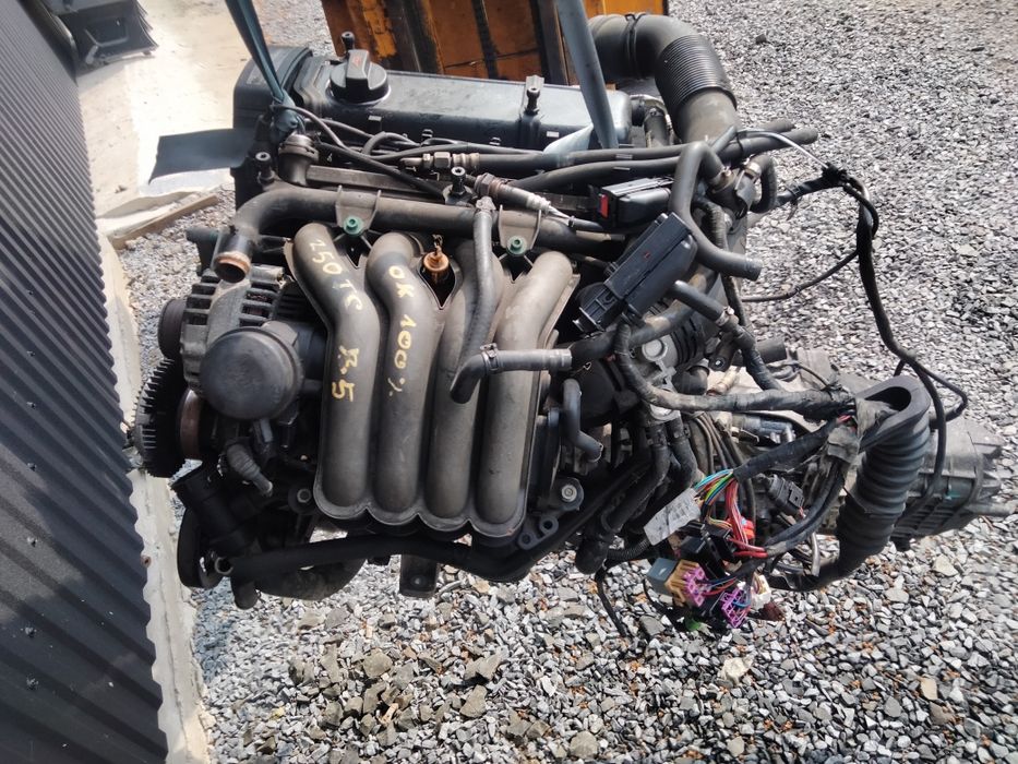 Мотор Двигун VW Passat B5 Audi A4 Skoda superb 2.0 AZM